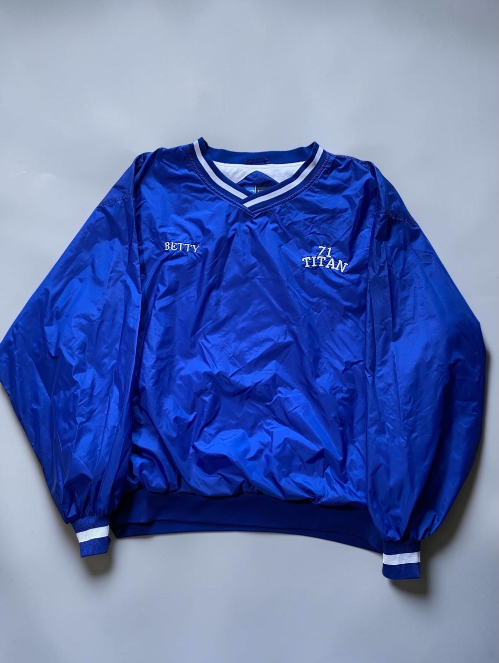 Vintage 90’s Port and Company XL Royal Blue V-Neck Windbreaker Pullover Titan